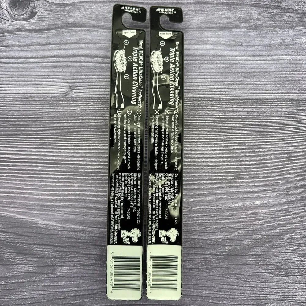 2 Vtg 2001 Reach UltraClean Triple Action Soft 43 Full Head Toothbrush (43)